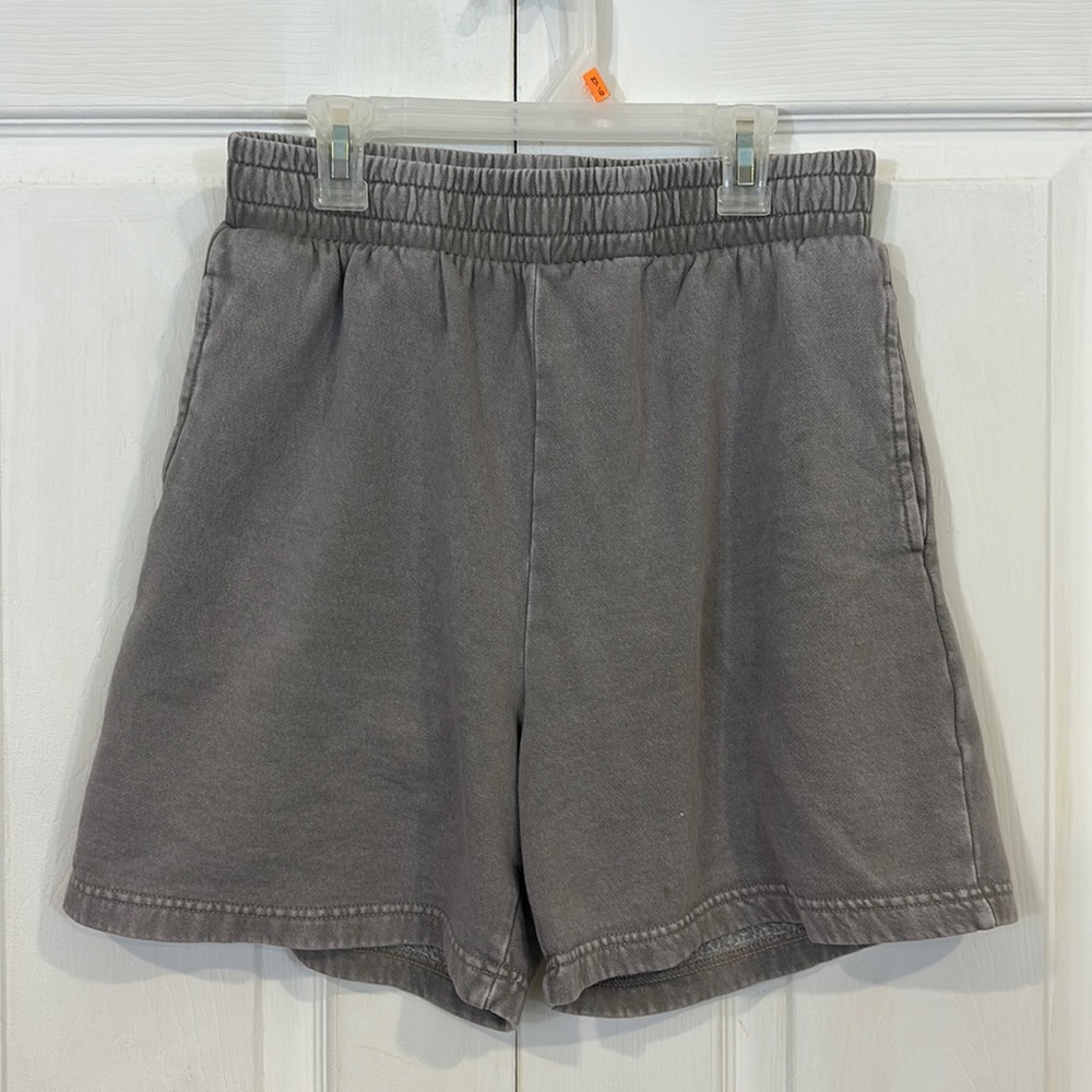 Garage sweat shorts